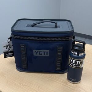 YETI Dark Blue Hopper Flip Bag Cooler with 36oz Water Bottle included